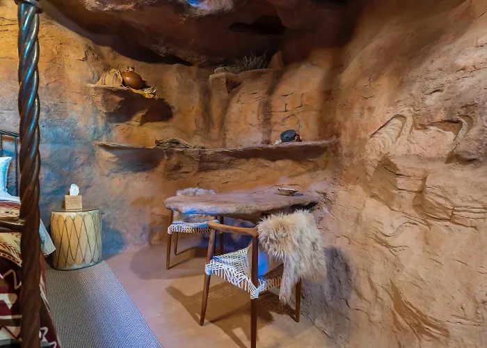 Cave Dwellers- Zions' Only Hand-sculpted Cave Holiday home